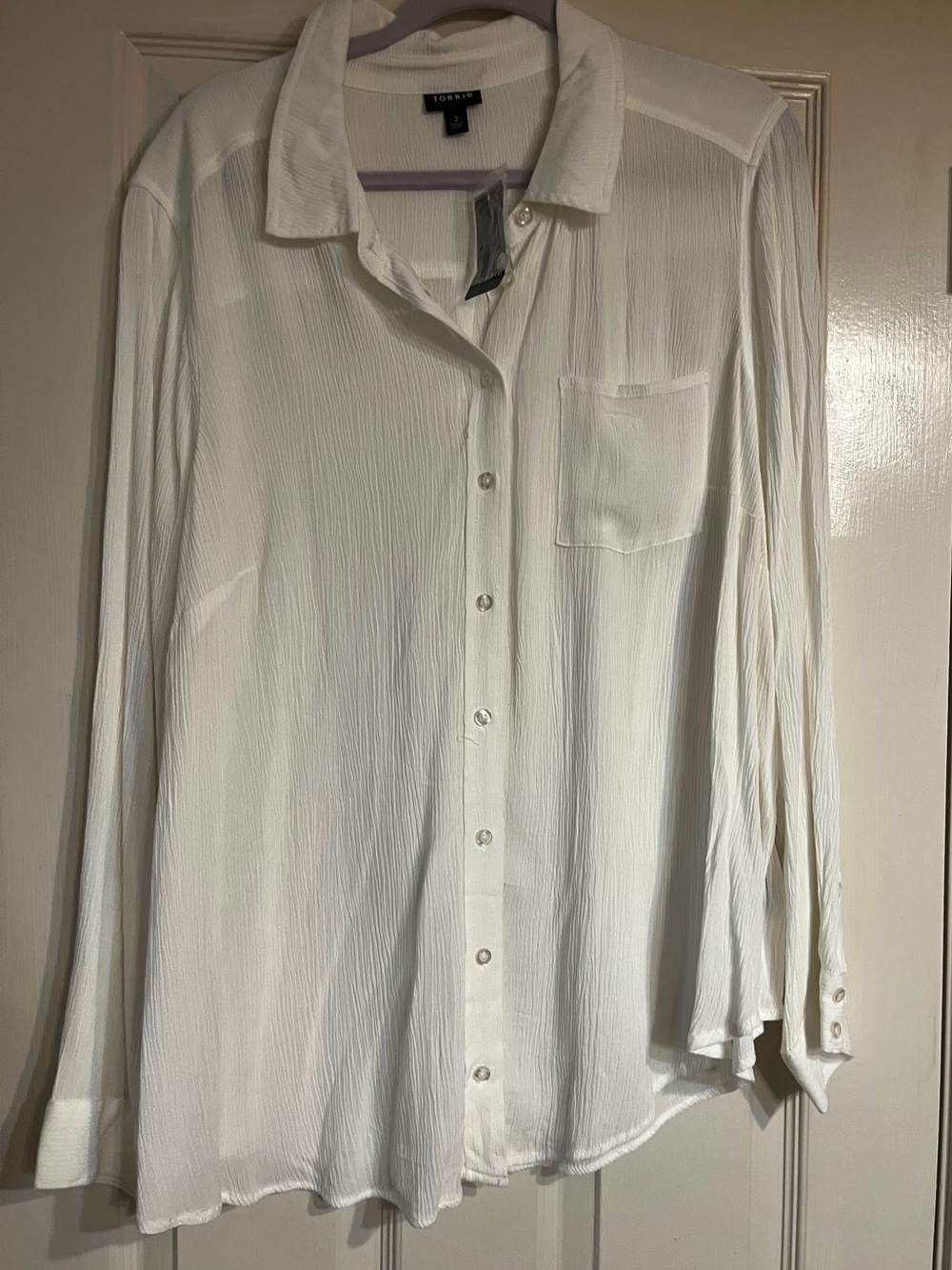 NWT torrid White Lightweight Button-Down Shirt